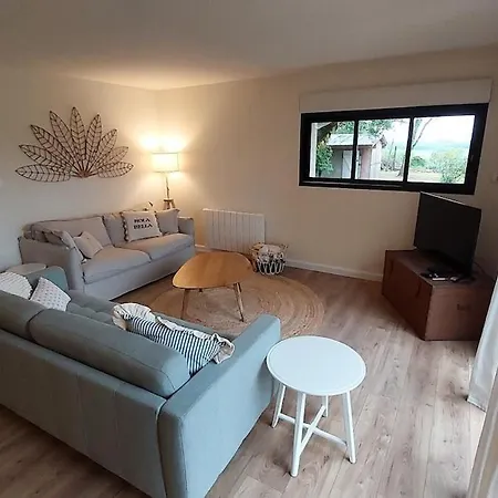 Maison En Pierre Avec Jardin Et Piscine Privee 8 Personnes La Dornac